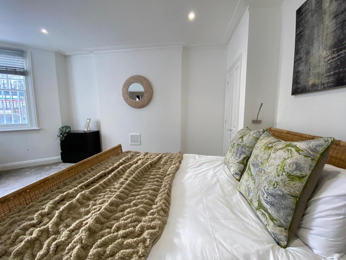 Fantastic Spacious Garden Flat With Own Private Entrance ลอนดอน ภายนอก รูปภาพ